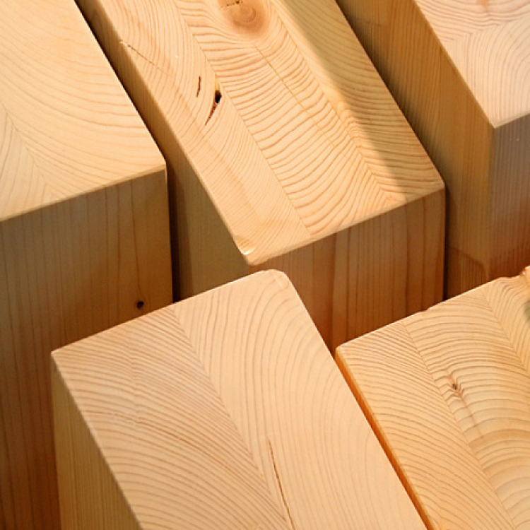 Компания «Биг Хаус»