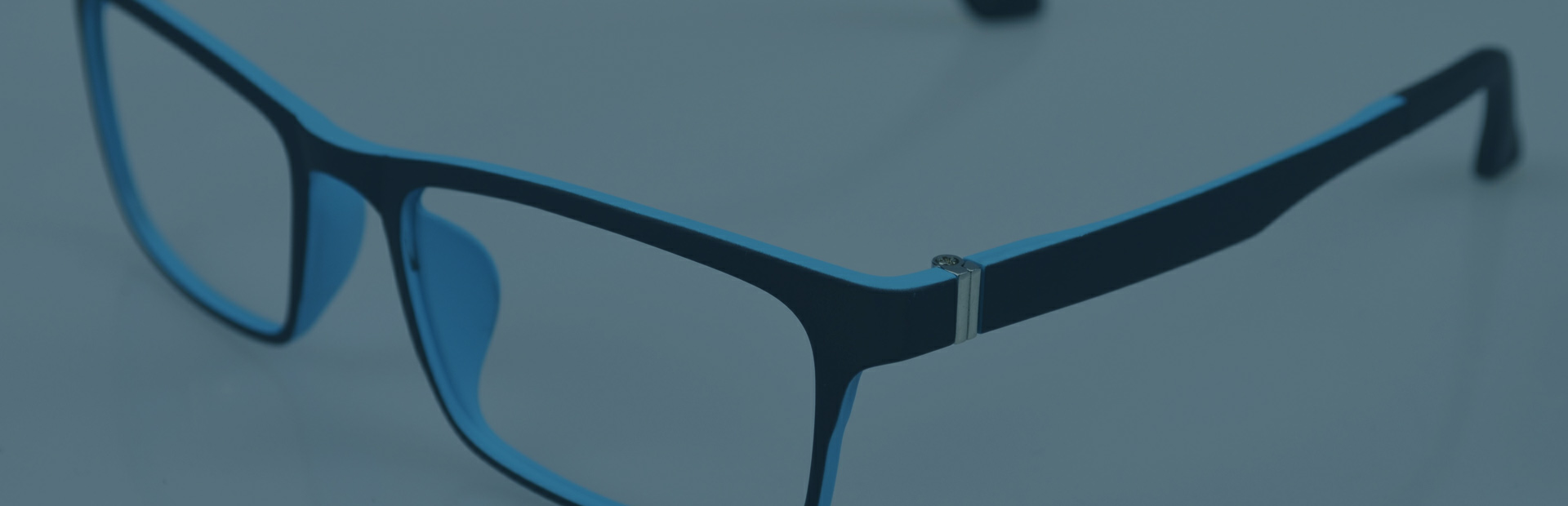 Компания «Линзмастер»