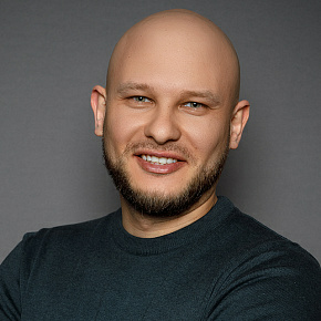 Владислав Иванов